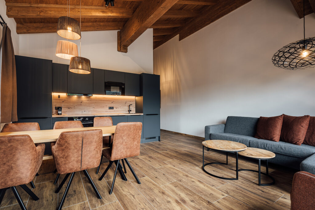 Deluxe Alpine Apartment