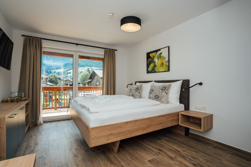 Superior Alpine Studio