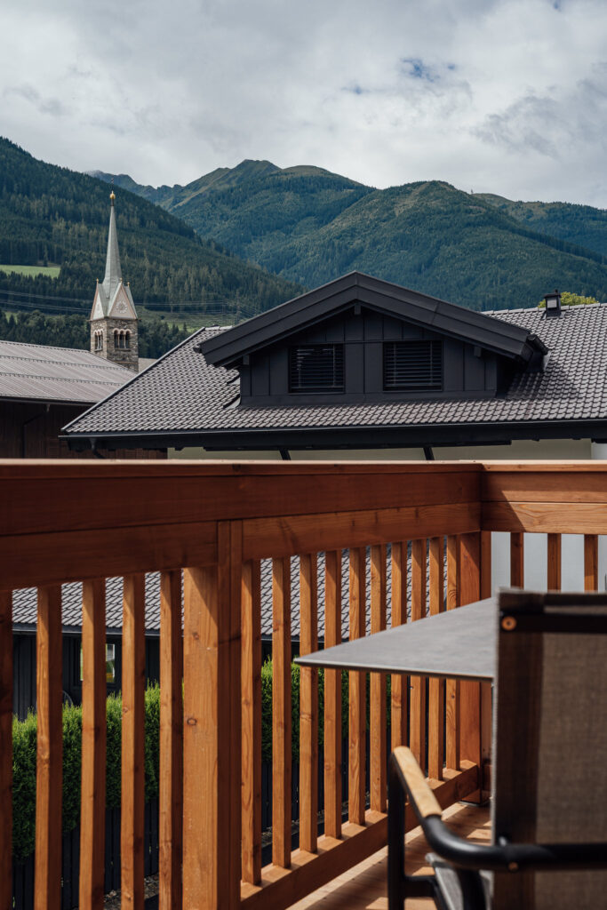 Superior Alpine Studio