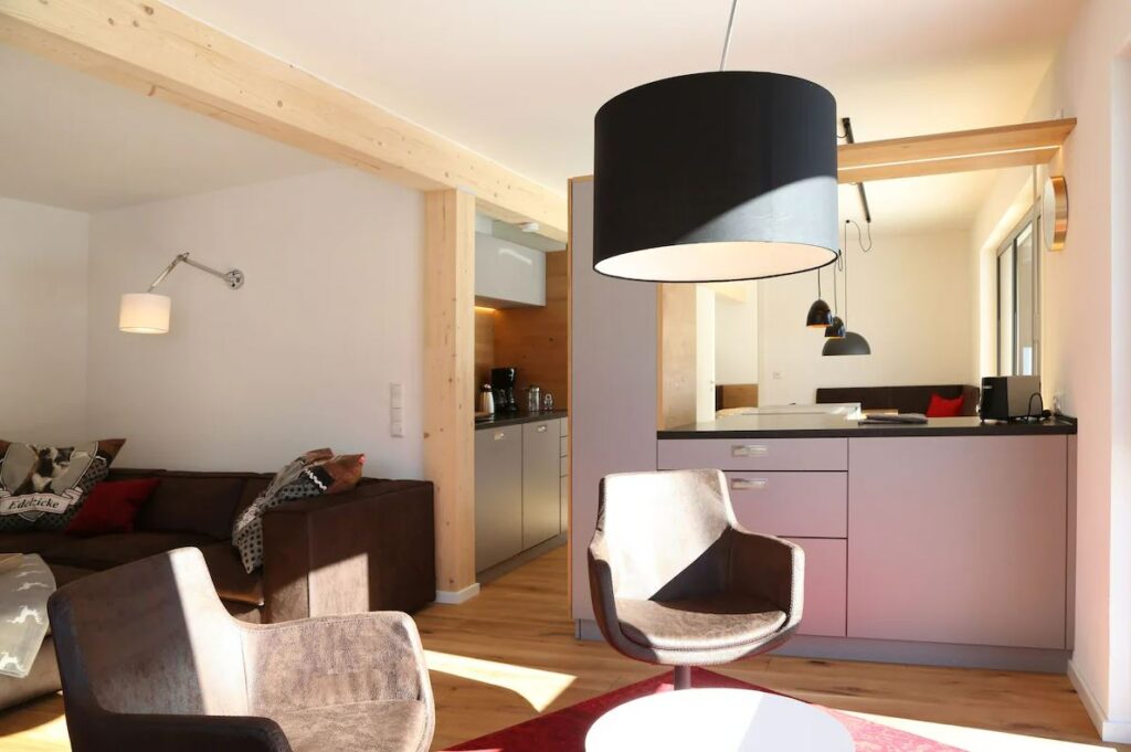 Apartment 4
